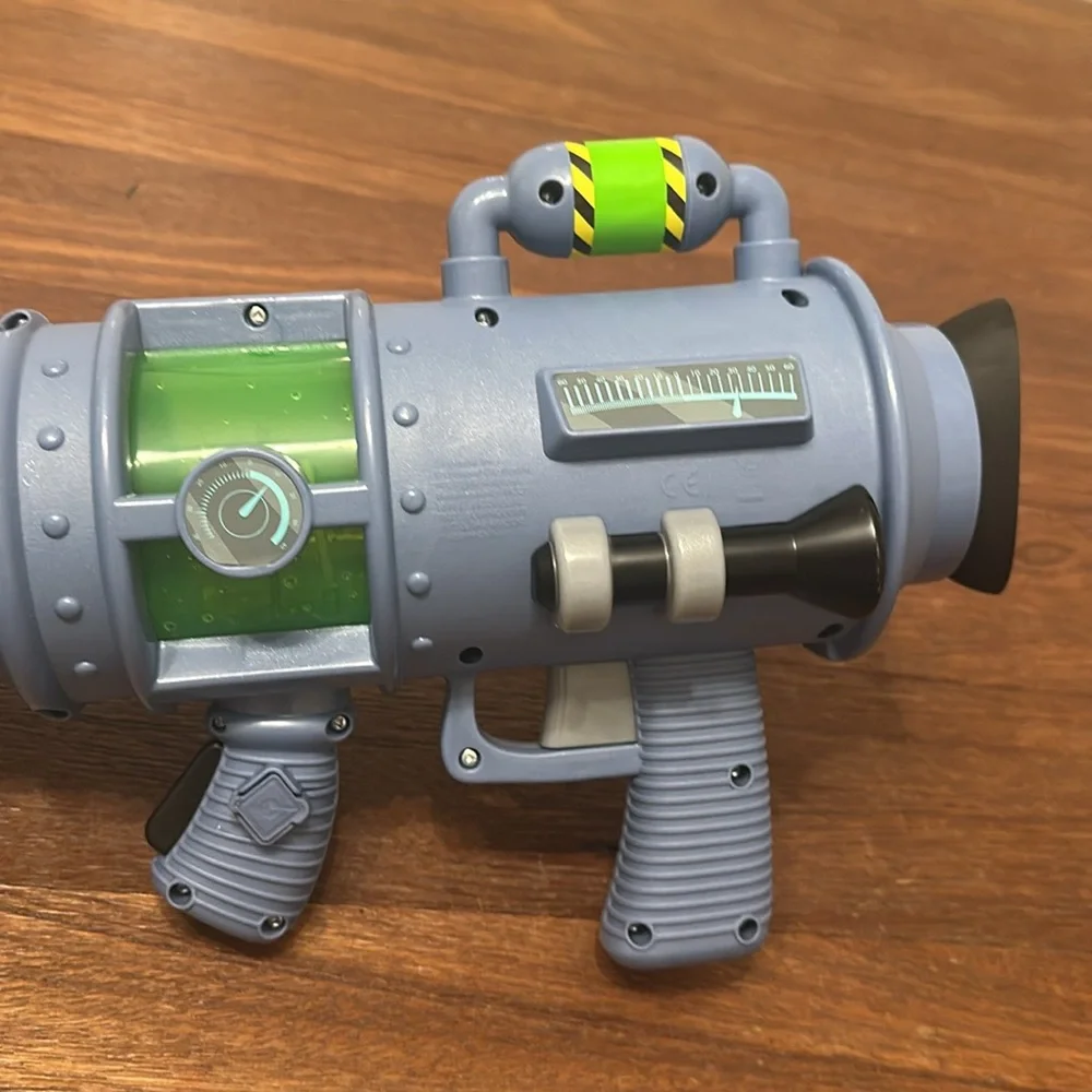 Minions Despicable Me 4 Ultimate Fart Blaster Toy Lights and Sound Effects